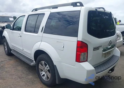 2010 Nissan Pathfinder Se from USA, damaged, VIN 5N1AR1NB9AC628175